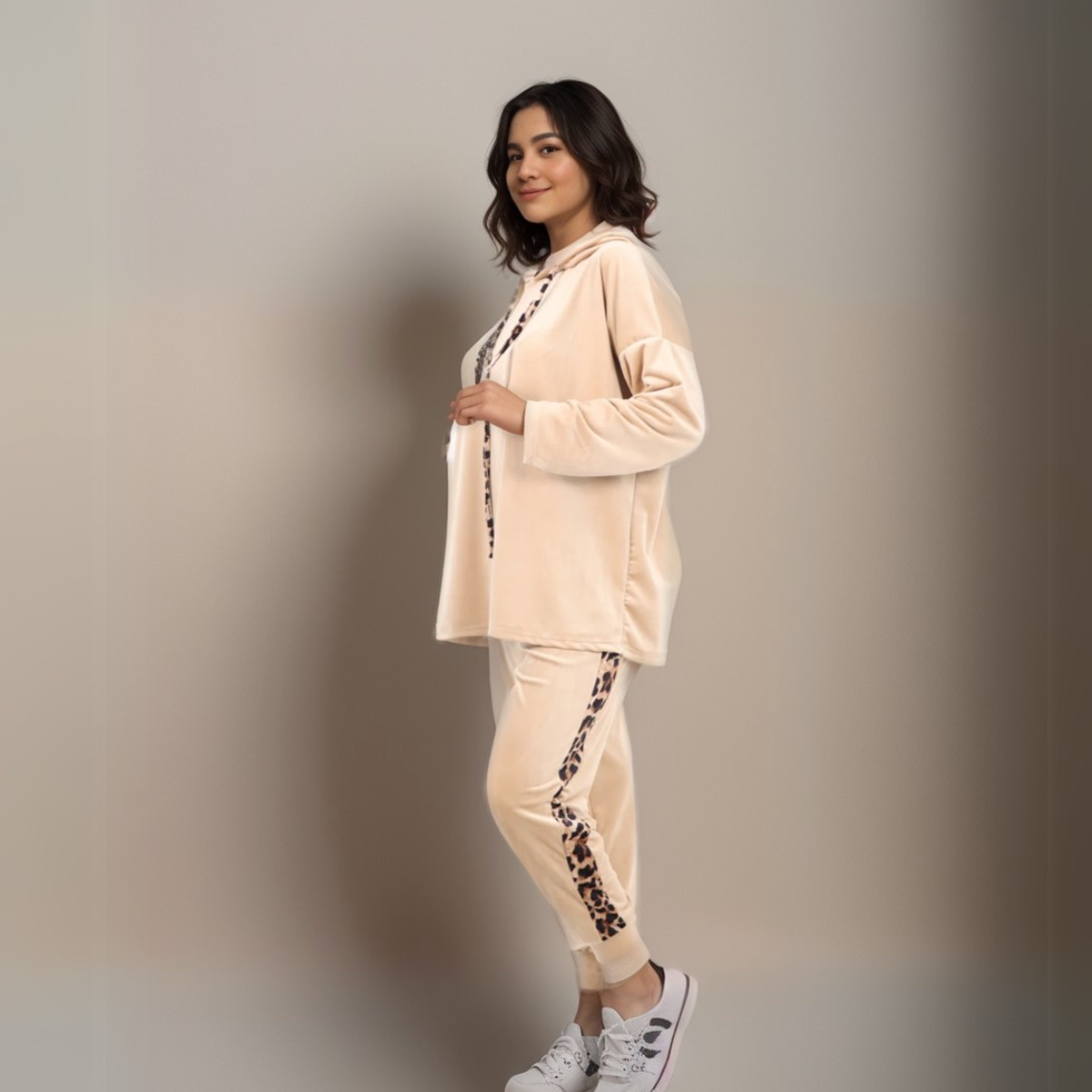 SOFT STRETCH VELVET TRACKSUIT