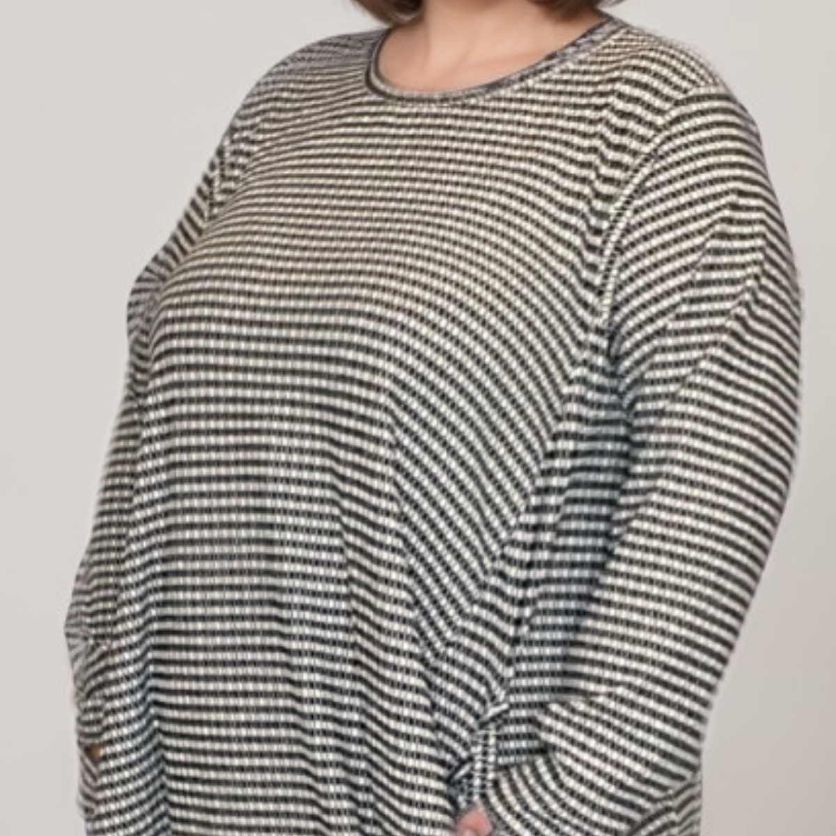 BLACK SPOTTY DRESS + POCKETS + DIPPED HEM