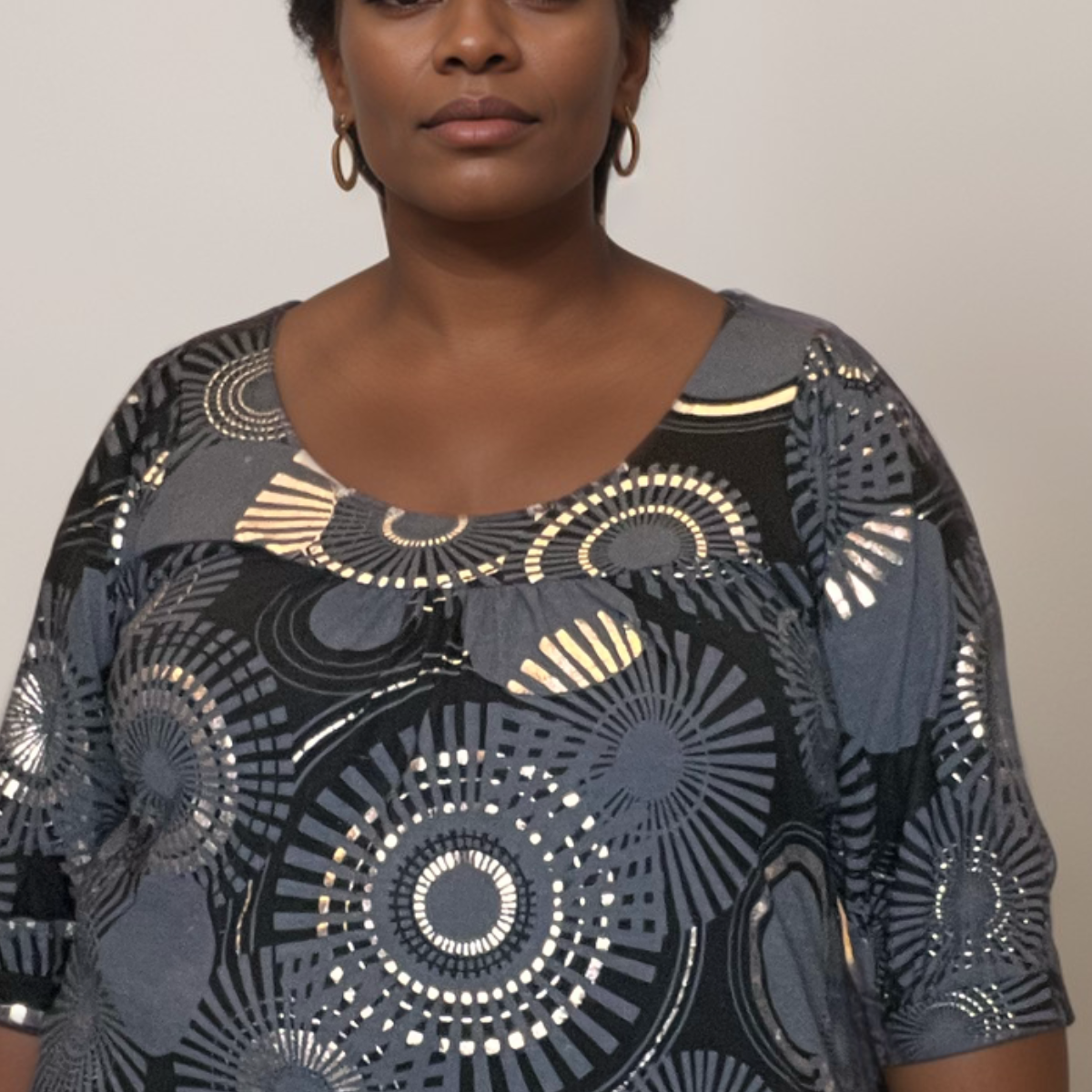 BLACK METALLIC PRINT SMOCK TOP