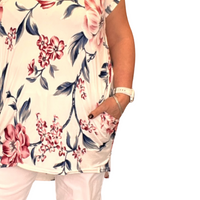 CREAM FLORAL DIPPED HEM CAP SLEEVE TOP / T-SHIRT WITH SIDE POCKETS
