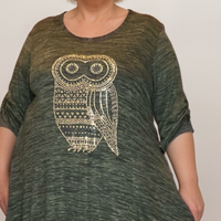BUTTON SLEEVE SWING TOP WITH STUDDED OWL