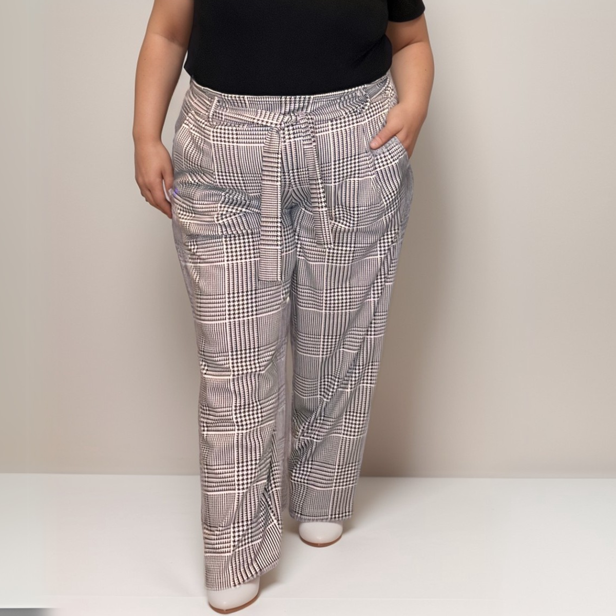 HIGH WAIST SIDE POCKET TROUSERS WITH TIE BELT