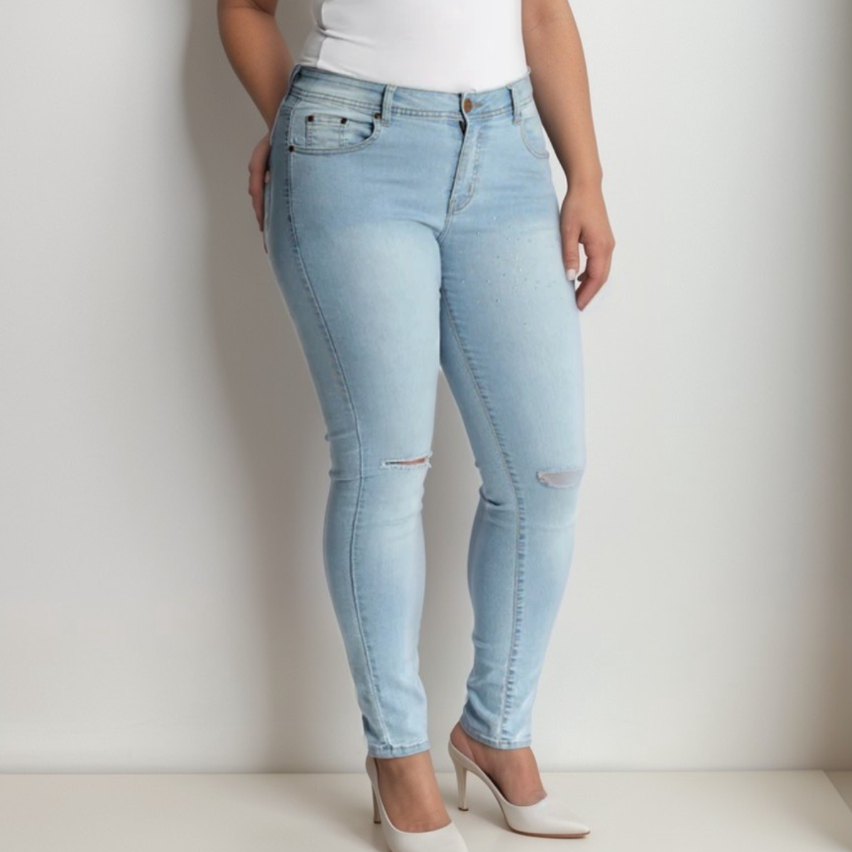 HIGH WAIST STRETCH RIPPED JEANS