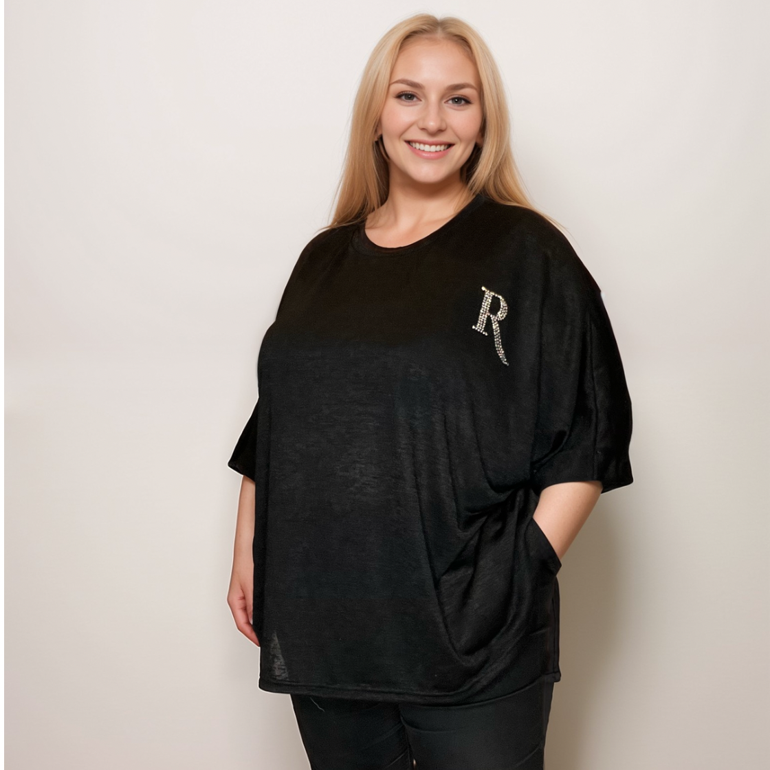 BLACK SIGNATURE R CAP SLEEVE BATWING T-SHIRT