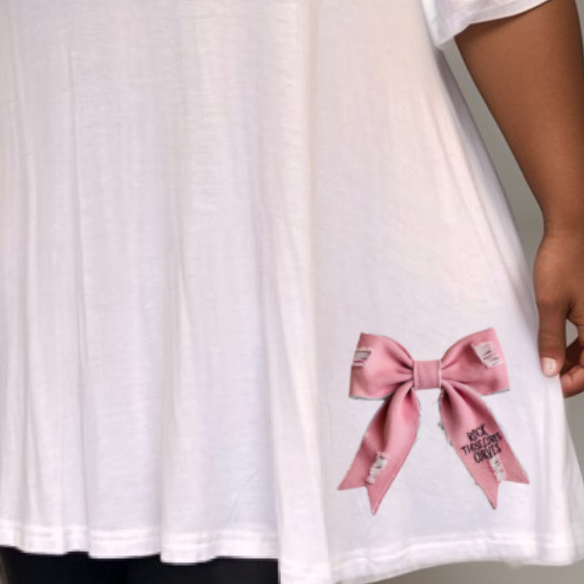 DISTRESSED PINK BOW SWING TOP