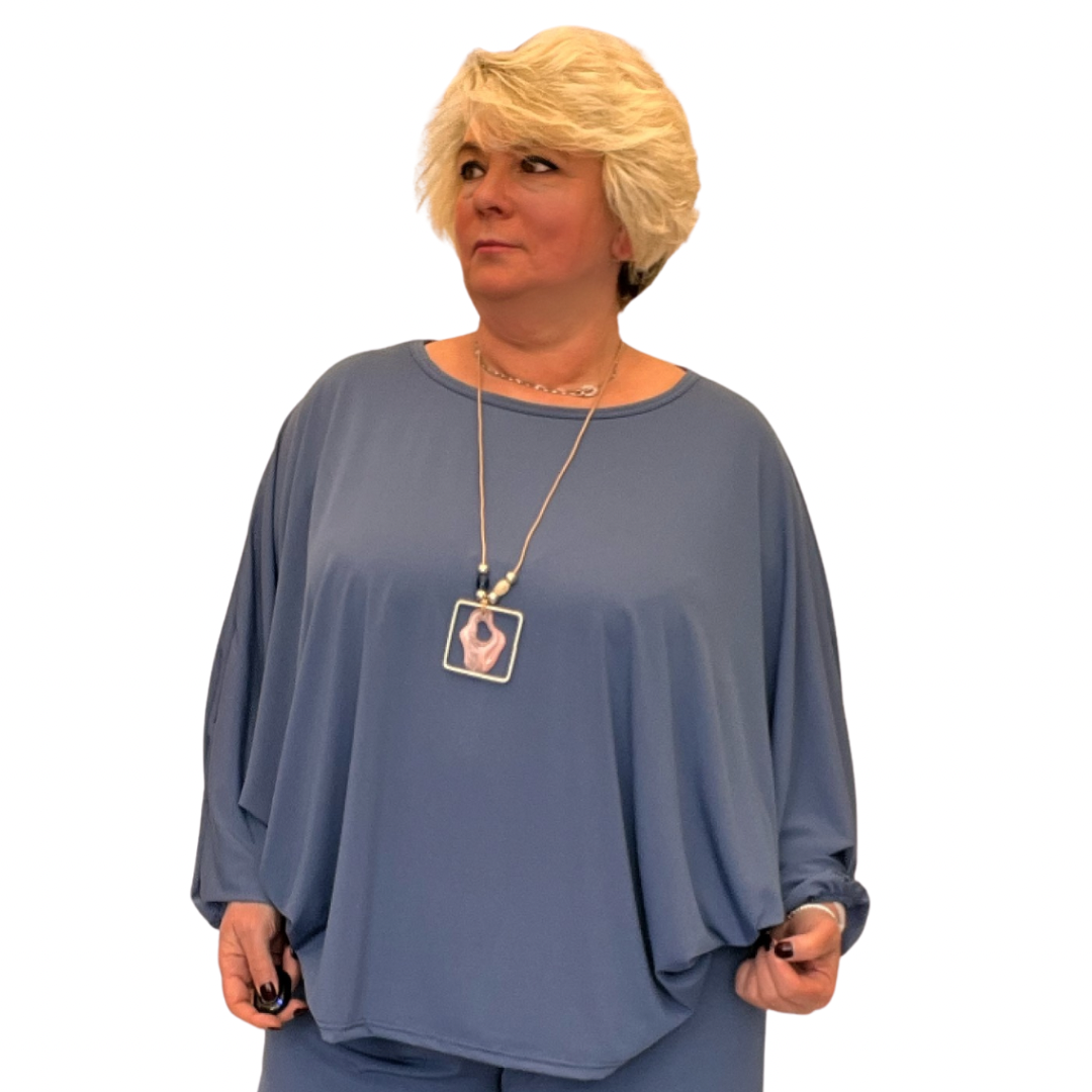 OVERSIZED BATWING BLOUSE / TOP WITH NECKLACE