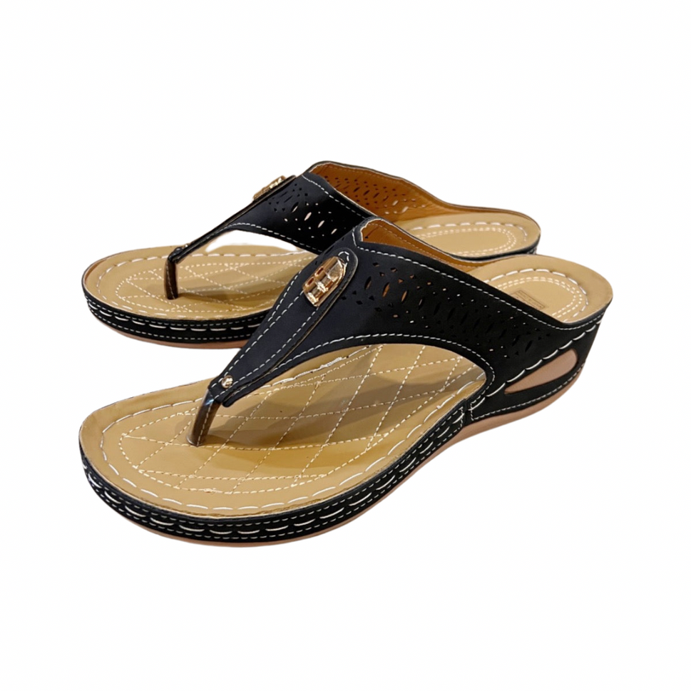 ROCKTHOSECURVES BLACK GOLD LOW WEDGE LIGHTWEIGHT SANDALS WITH TOE POST