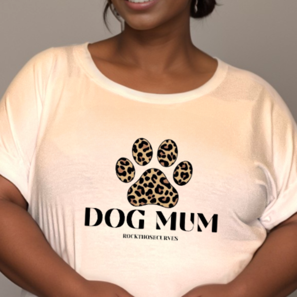 DOG MUM LOGO DIPPED HEM T-SHIRT