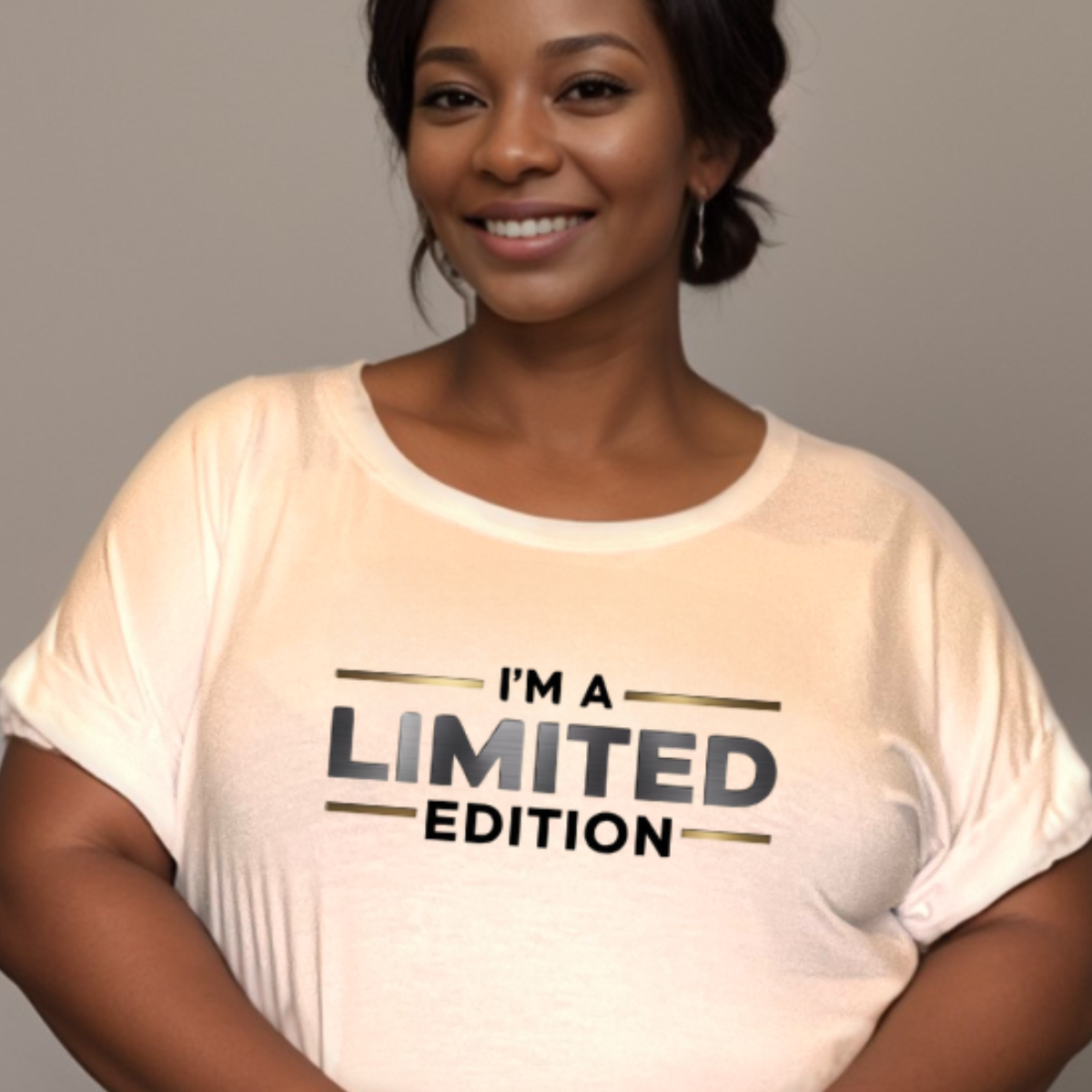 I'M A LIMITED EDITION DIPPED HEM T-SHIRT