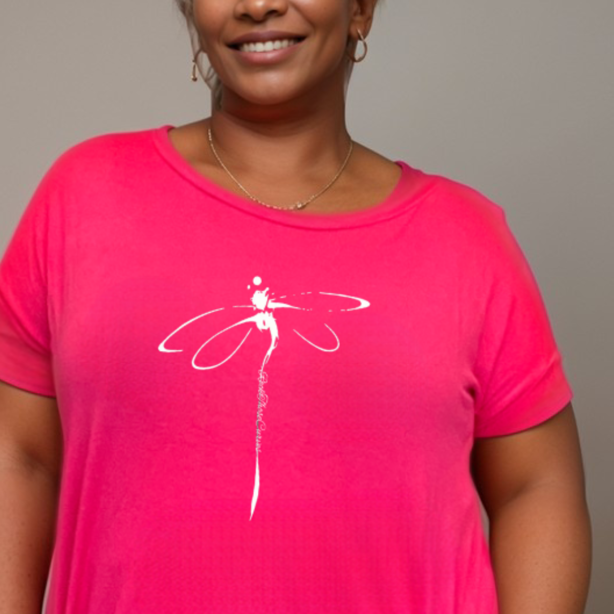 DRAGONFLY LONG DIPPED HEM T-SHIRT WITH POCKETS