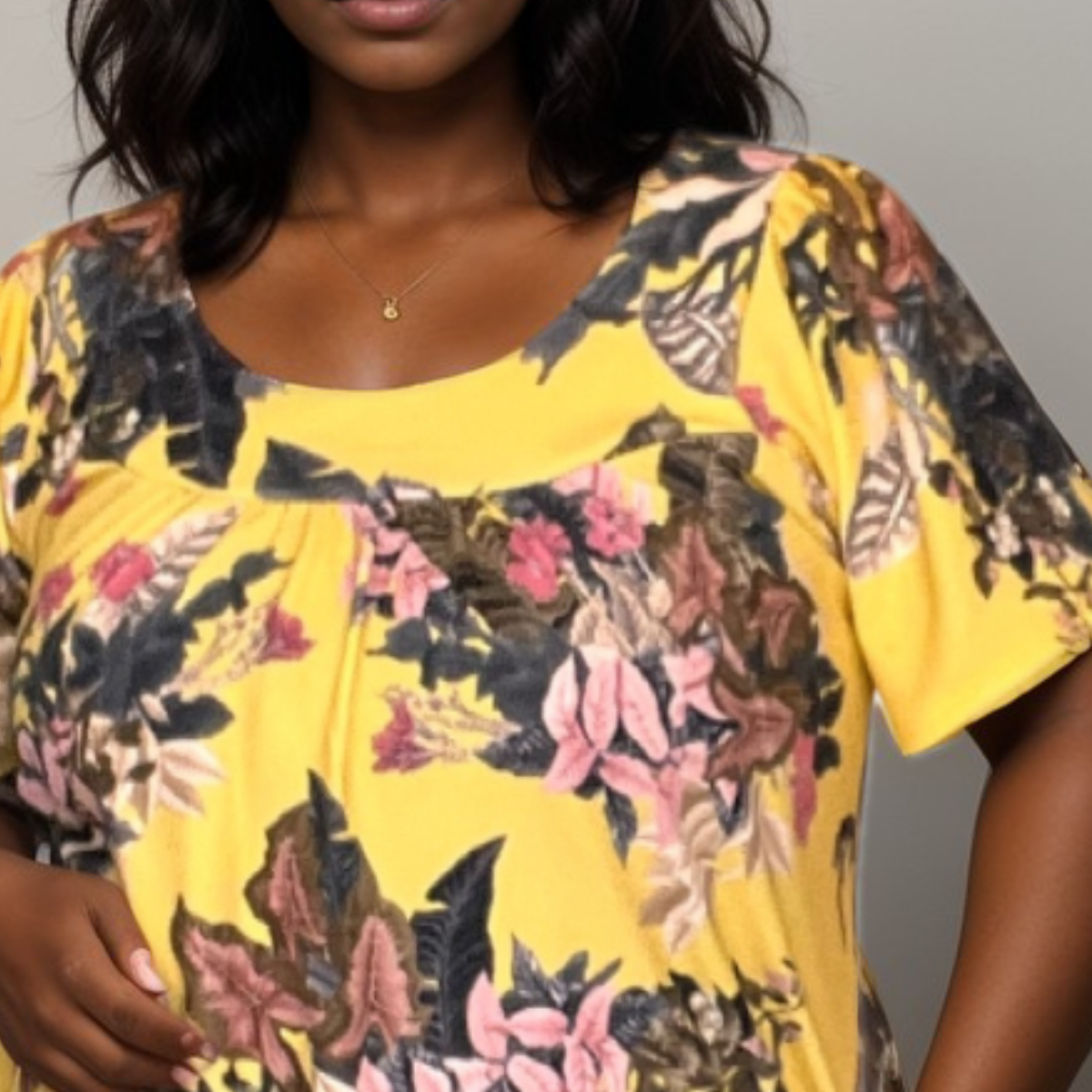 YELLOW TROPICAL SHORT SLEEVE SMOCK TOP