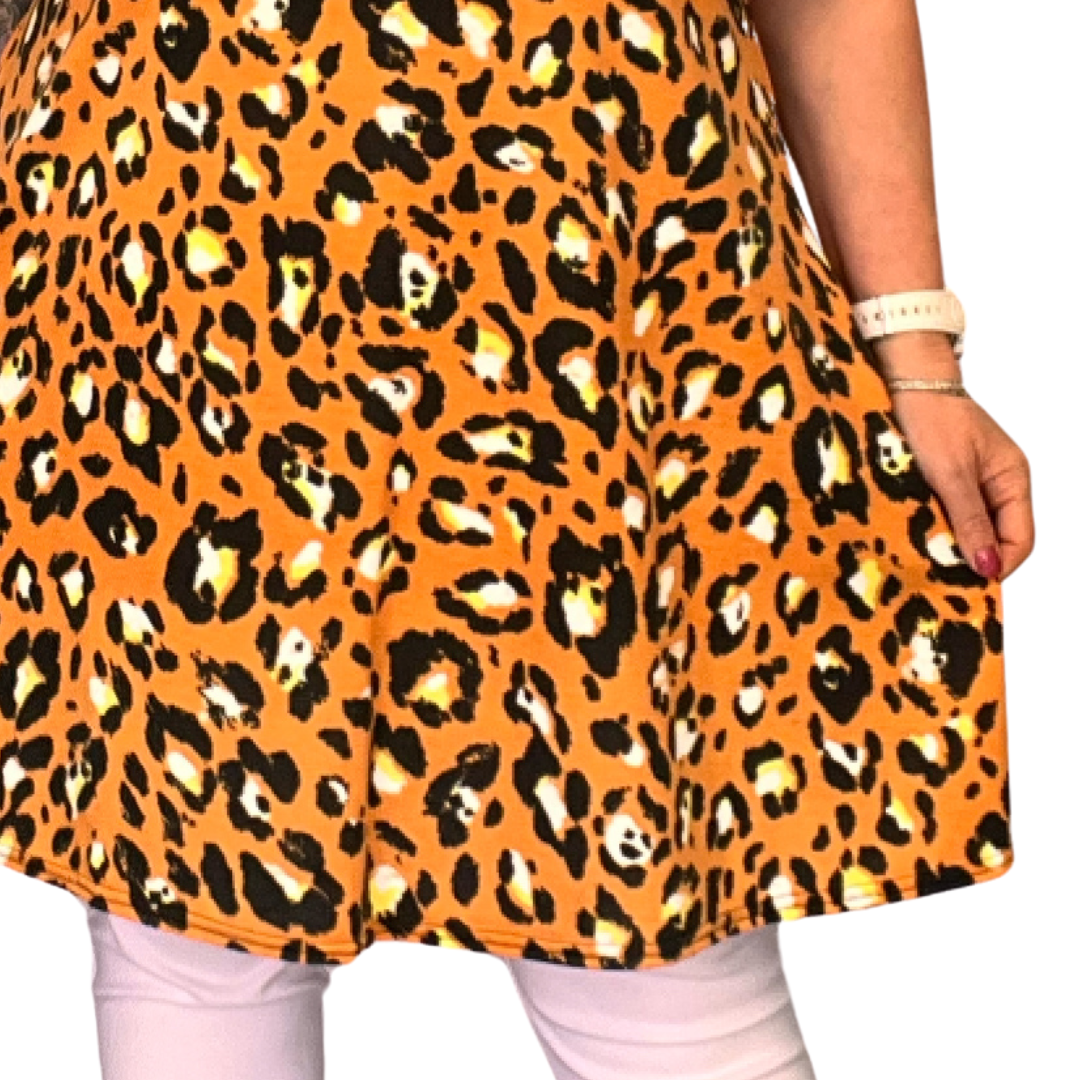 ROCKTHOSECURVES BRIGHT ORANGE LEOPARD SHORT SLEEVE SWING TOP