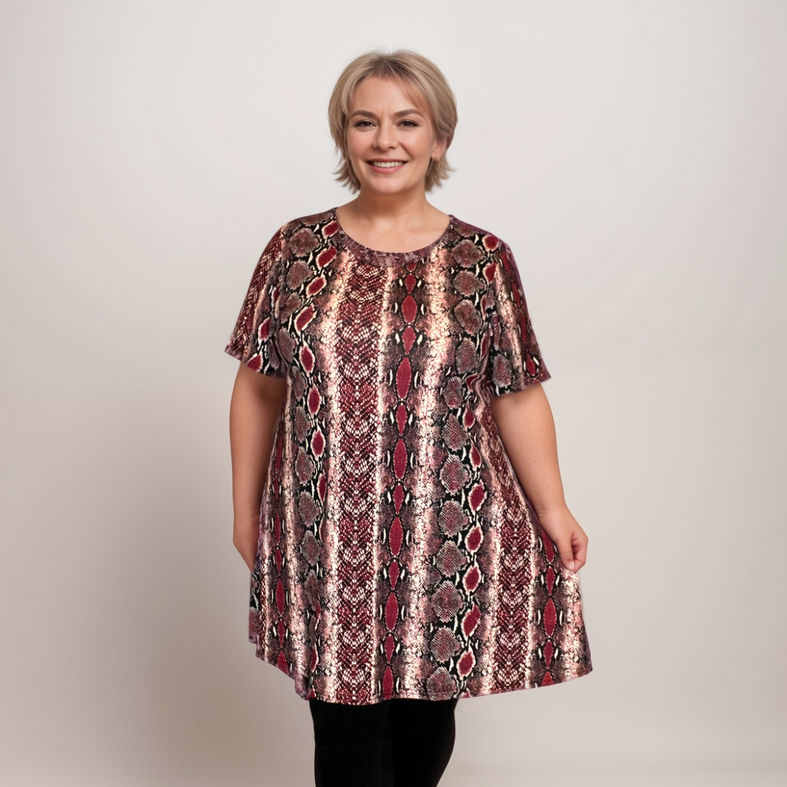 Plus‑Size Snake Print Short Sleeve Swing Top