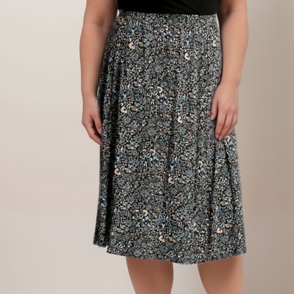 Plus‑Size Black Calf‑Length Skirt with Pink & Cream Flowers