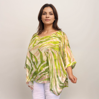 Plus‑Size Silky Batwing Leaf Print Loose Fitting Blouse