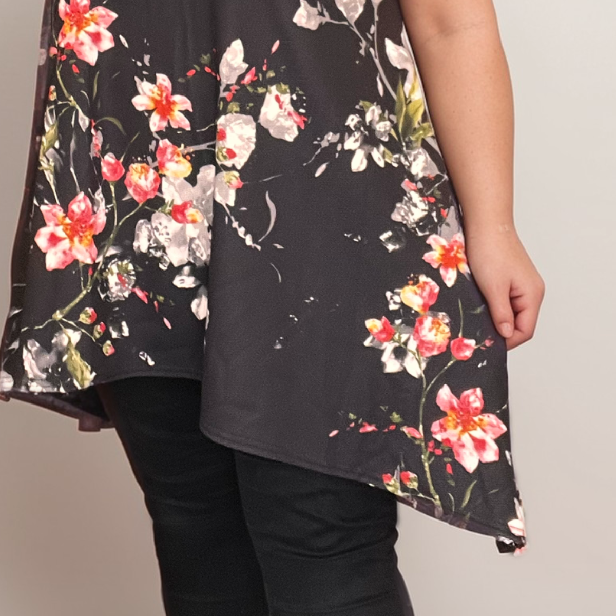Plus‑Size Black Floral Crepe Swing Top with Hanky Hem