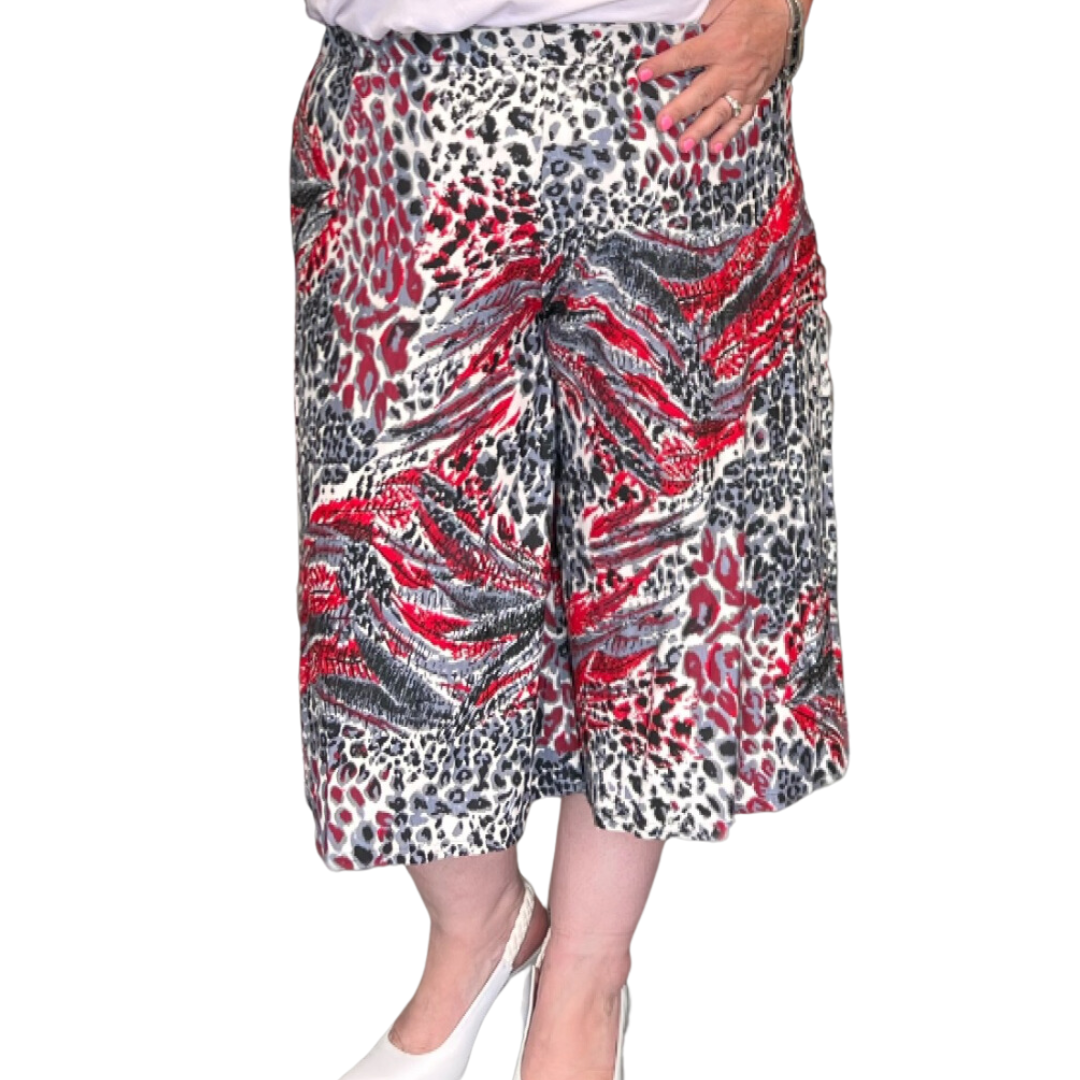 ROCKTHOSECURVES BLACK / RED / WHITE ANIMAL PRINT ELASTIC WAIST CULOTTES / SHORTS