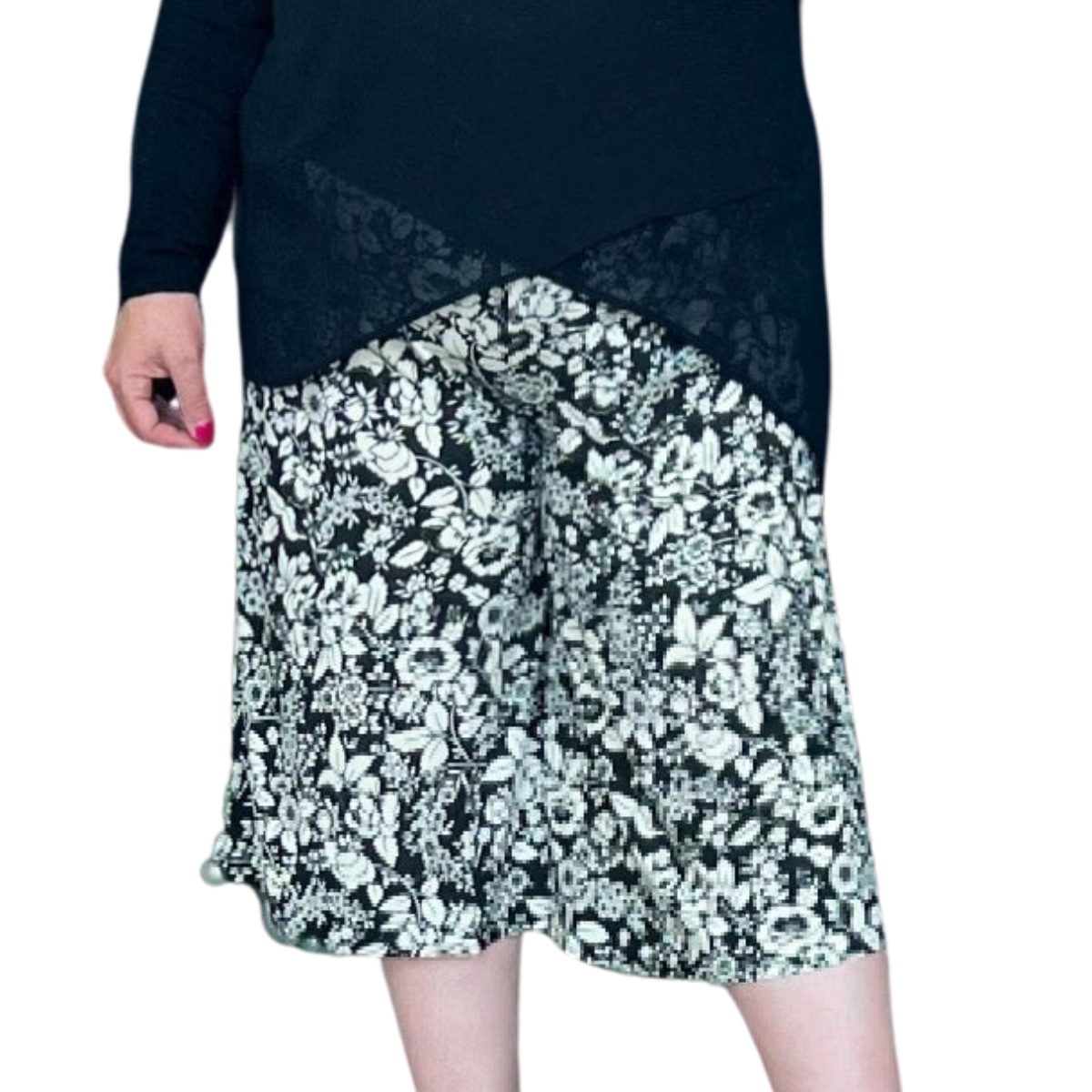 ROCKTHOSECURVES BLACK BEIGE FLORAL ELASTIC WAIST CULOTTES