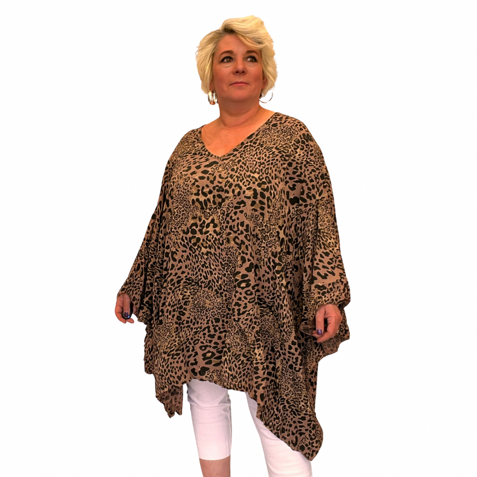 ROCKTHOSECURVES OVERSIZED ANIMAL PRINT V NECK COTTON BLOUSE KAFTAN