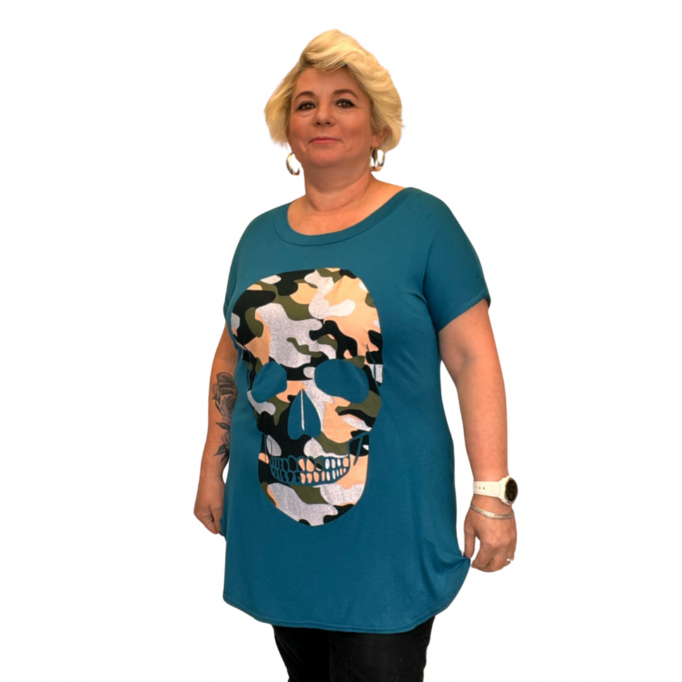 ROCKTHOSECURVES DIPPED HEM SHORT SLEEVE GLITTER SKULL T-SHIRTTeal / UK 14