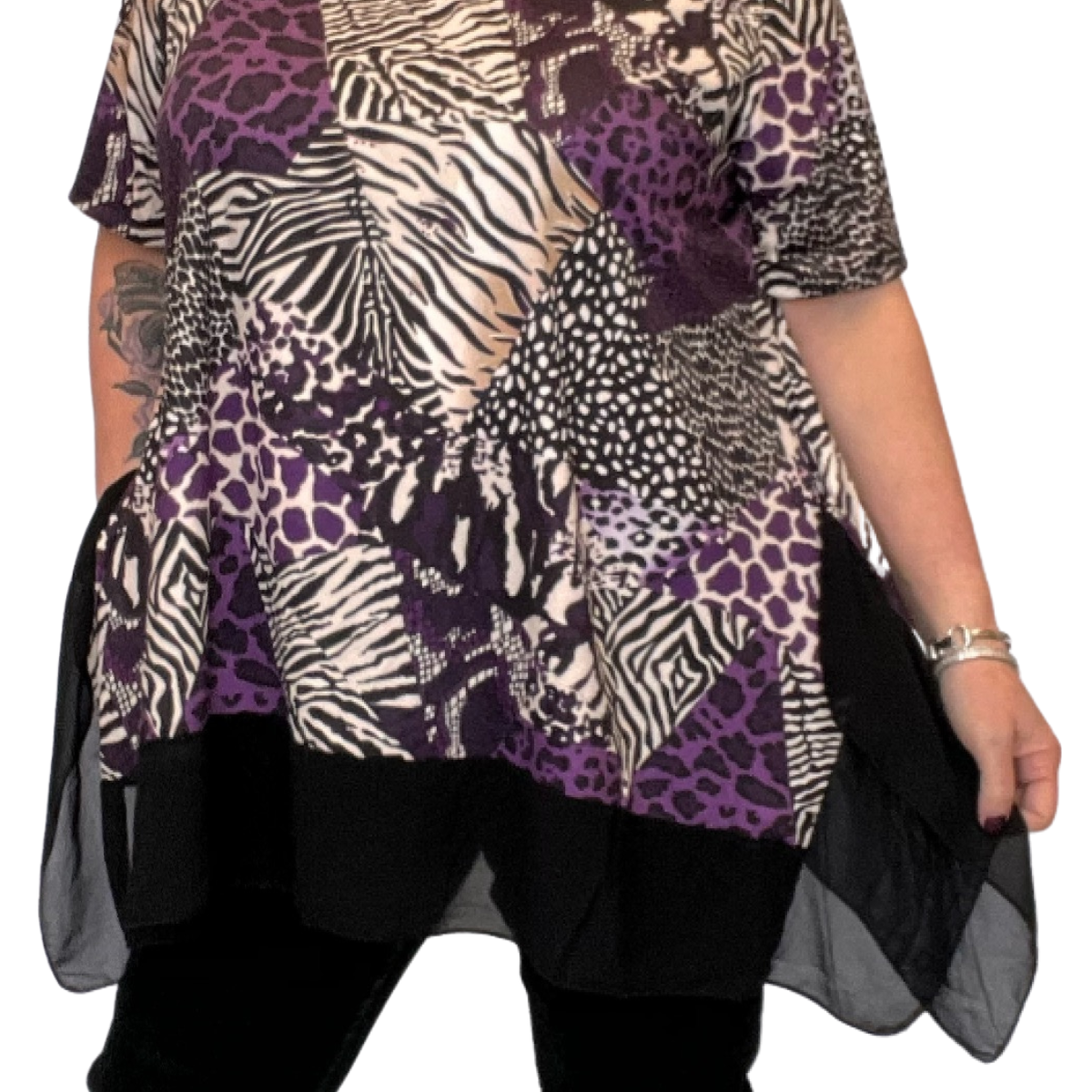 ROCKTHOSECURVES SHORT SLEEVE ANIMAL ABSTRACT LOOSE FITTING TOP WITH CHIFFON HANKY HEM