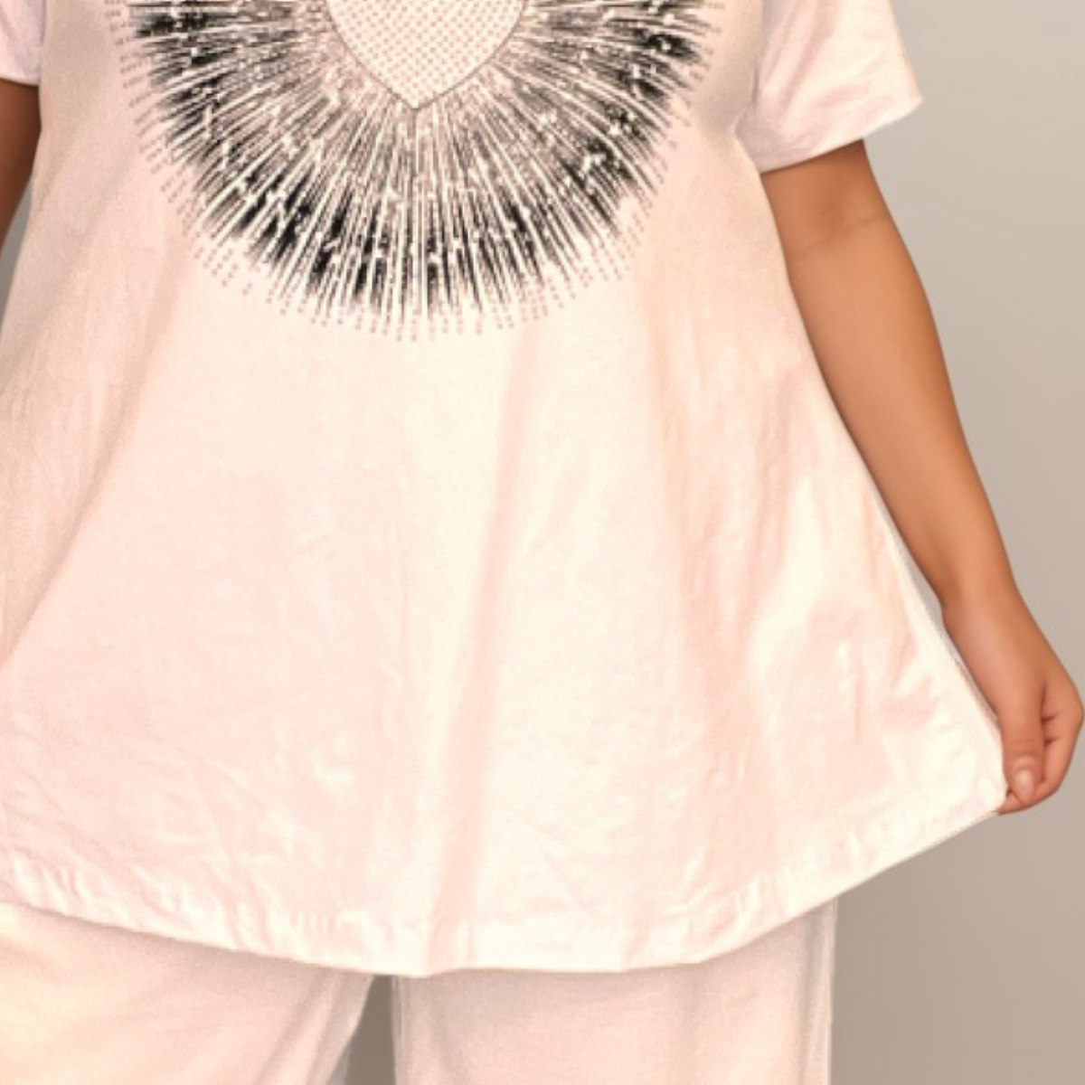 ROCKTHOSECURVES STUDDED CIRCLE A-LINE SHORT SLEEVE T-SHIRT