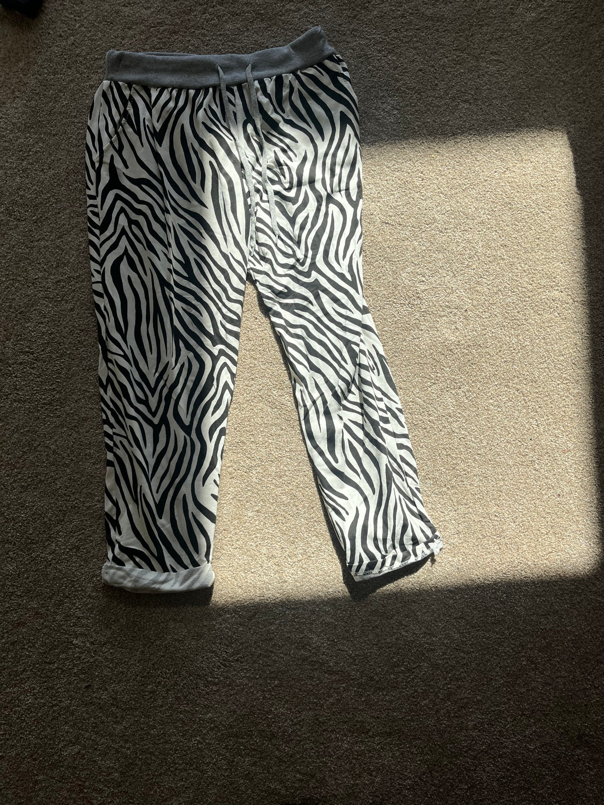 black white zebra joggers (Copy)