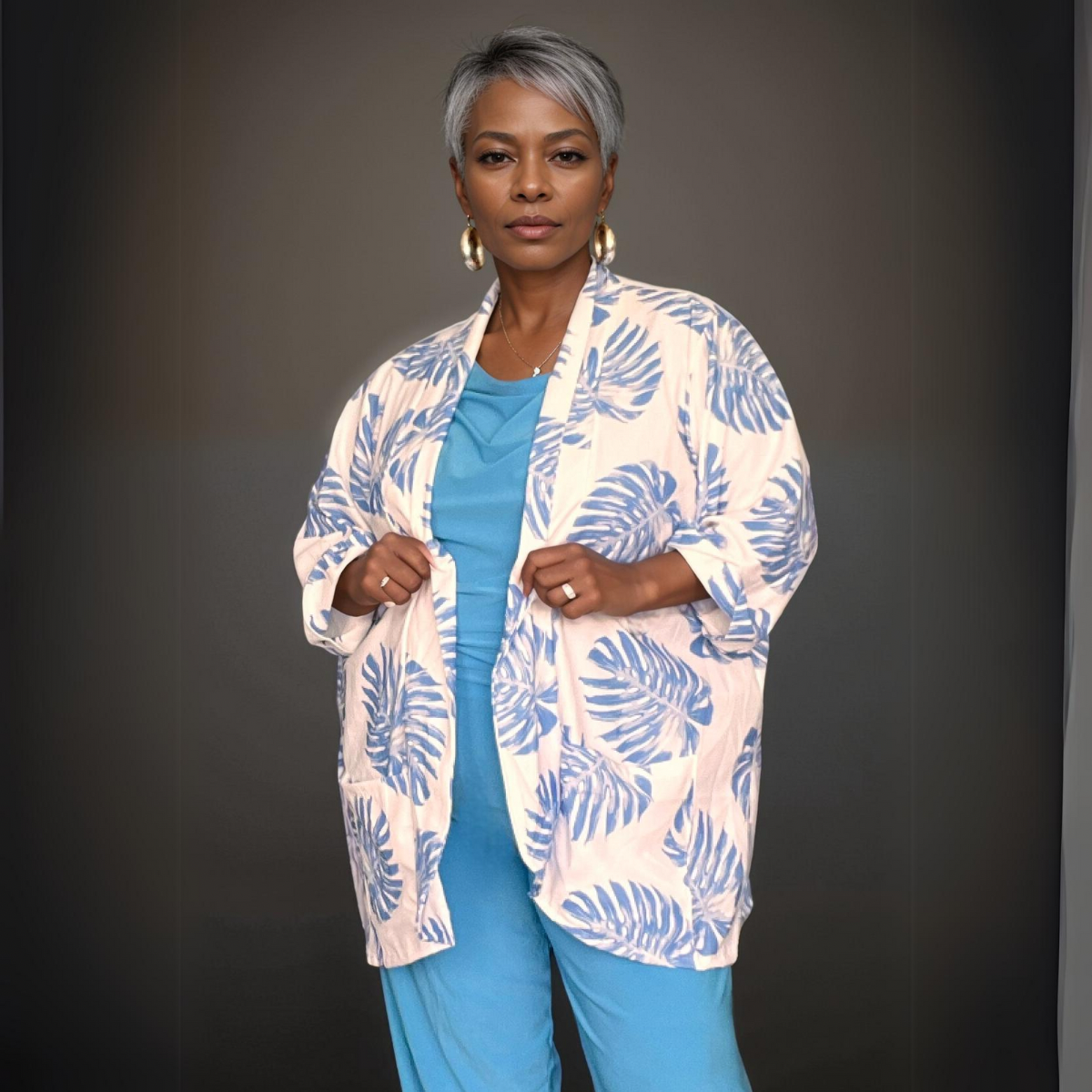 ROCKTHOSECURVES OPEN FRONT LOOSE FITTING LEAF PRINT JACKET WITH POCKETS