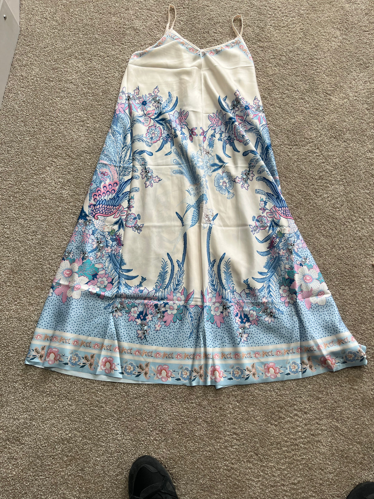 cream/blue dress