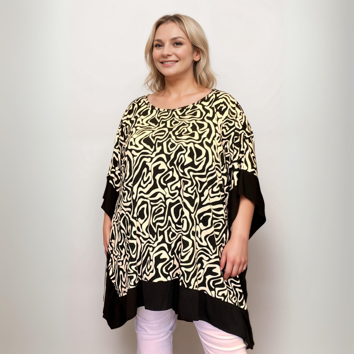 OVERSIZED SOFT STRETCHY KAFTAN WITH PANEL EDGING