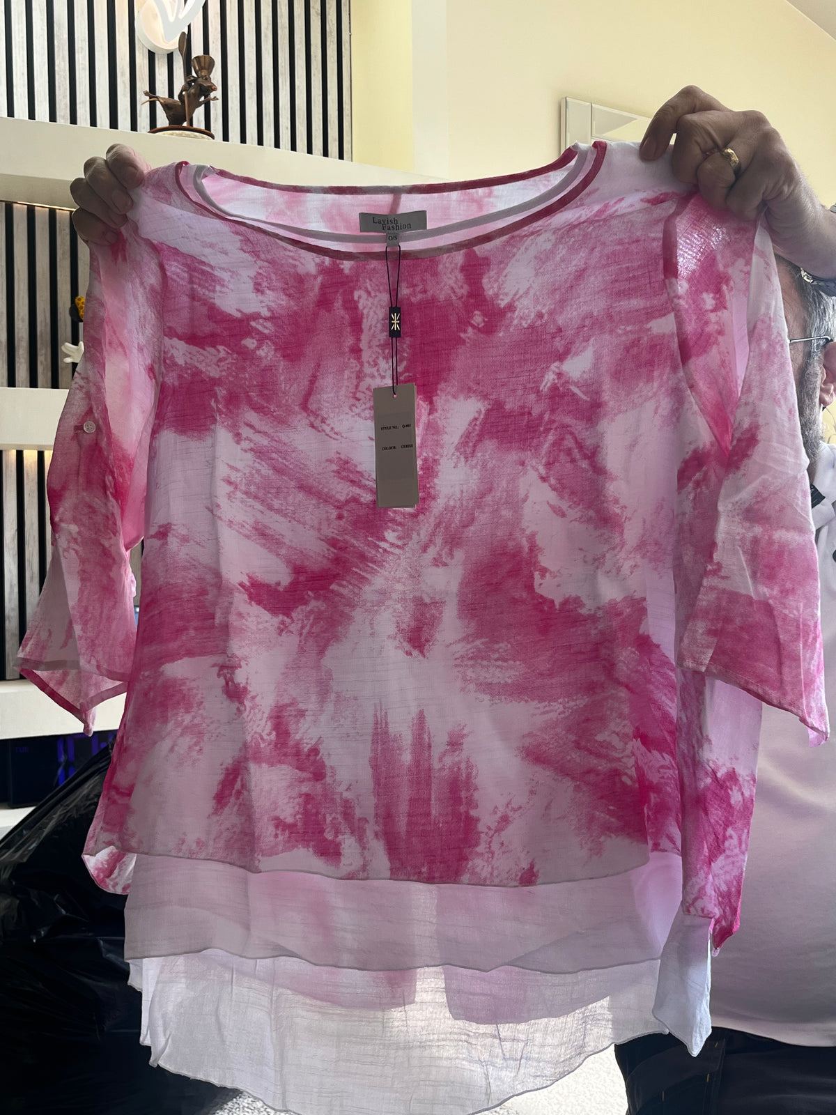 Q-003 hot pink top