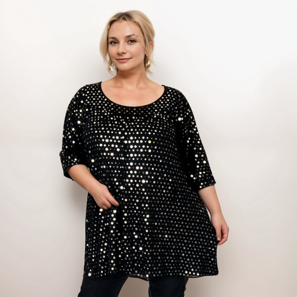 BLACK SEQUIN COVERED SHORT SLEEVE SMOCK TOP