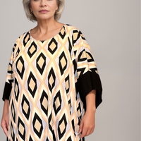 ROCKTHOSECURVES OVERSIZED SOFT STRETCHY DIAMOND KAFTAN WITH PANEL EDGING