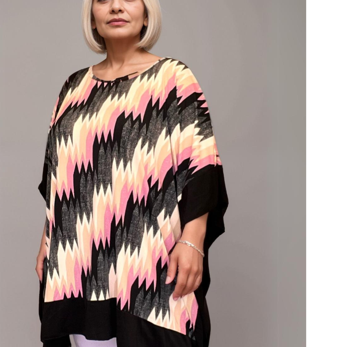 ROCKTHOSECURVES OVERSIZED SOFT STRETCHY ZIGZAG KAFTAN WITH PANEL EDGING