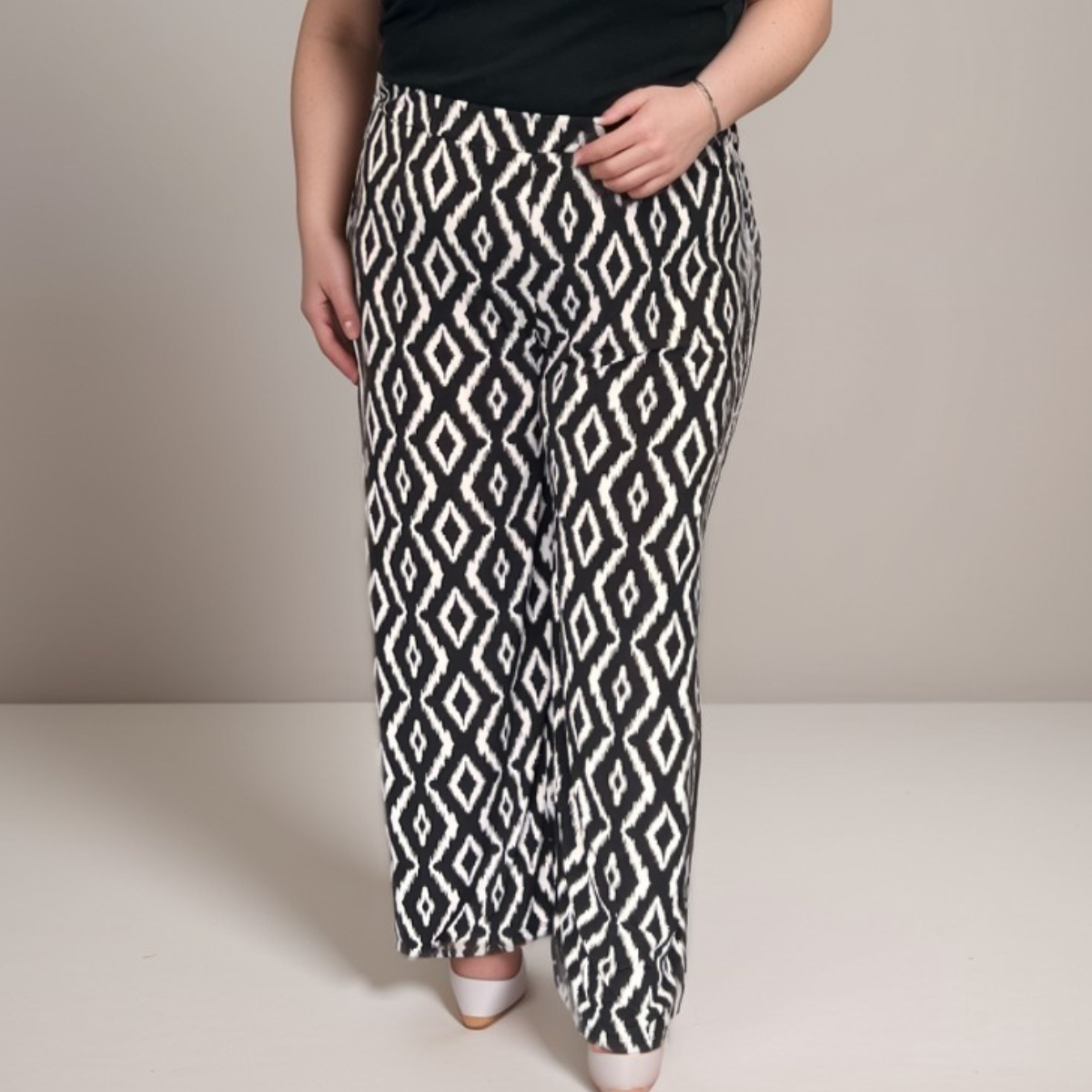 ROCKTHOSECURVES BLACK WHITE DIAMOND ELASTICATED WAIST PALAZZO TROUSERS