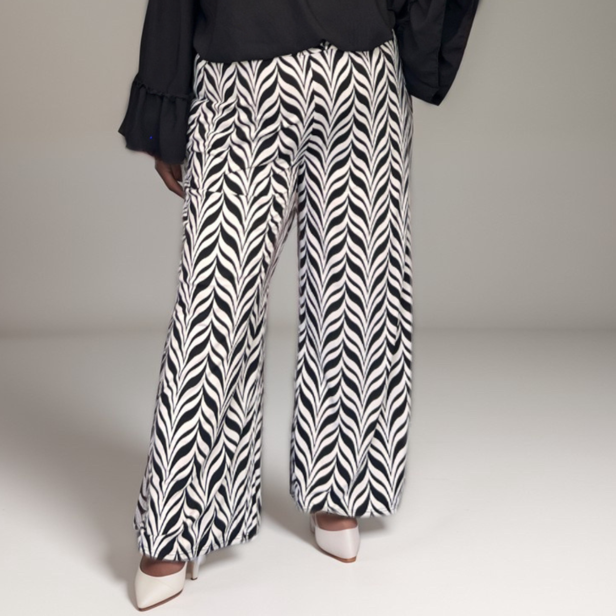 ROCKTHOSECURVES BLACK WHITE HERRINGBONE ELASTICATED WAIST PALAZZO TROUSERS