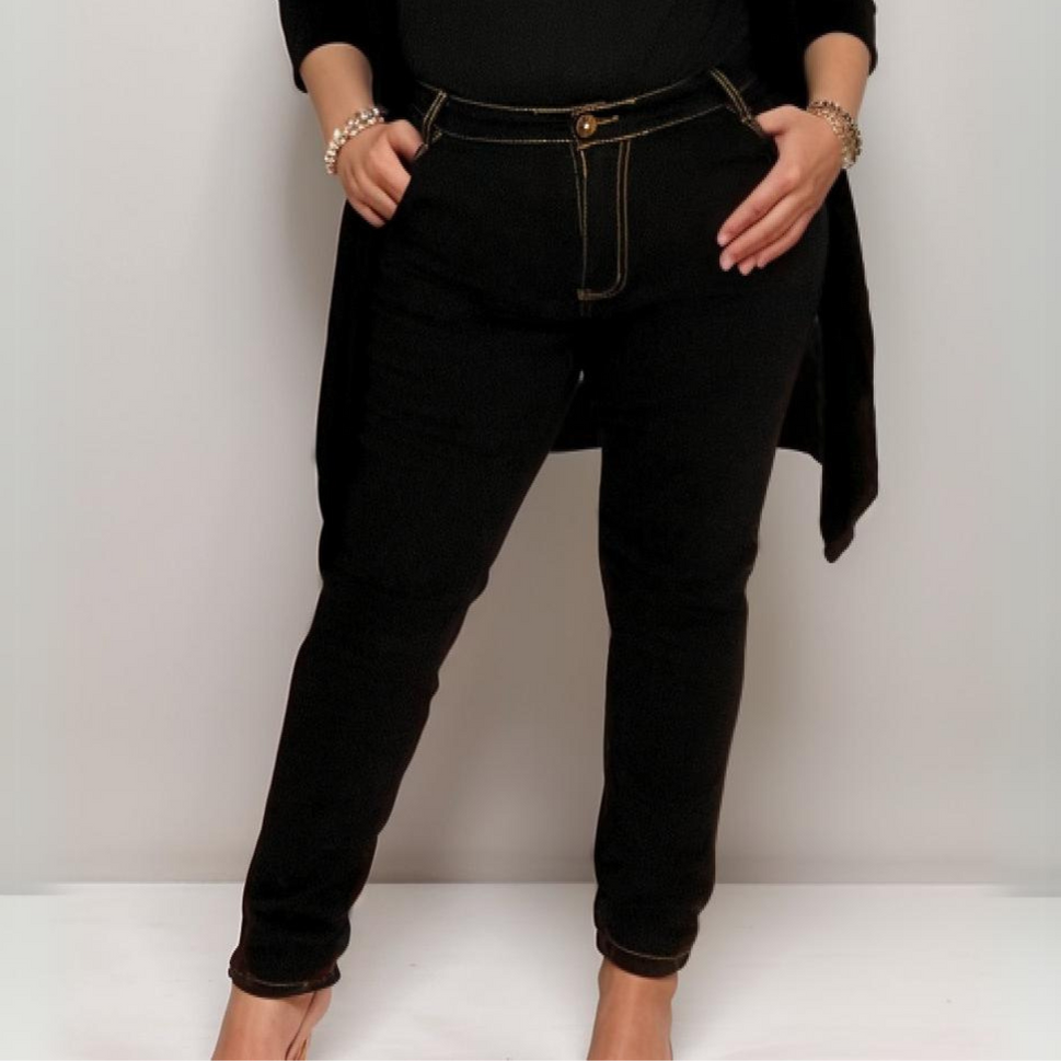 ROCKTHOSECURVES BLACK STRAIGHT CUT STRETCH JEANS