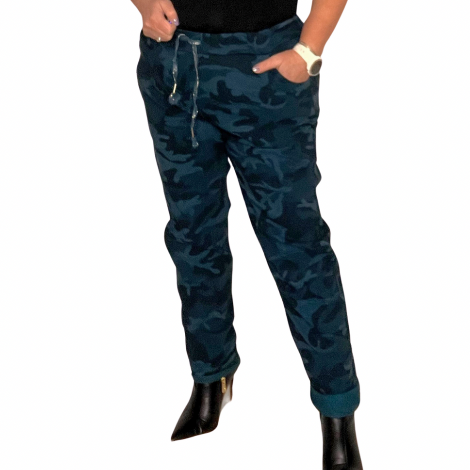 ROCKTHOSECURVES VERY STRETCHY CAMO PRINT TROUSERS / JEANS WITH SIDE POCKETSTeal Camo / UK 12-14