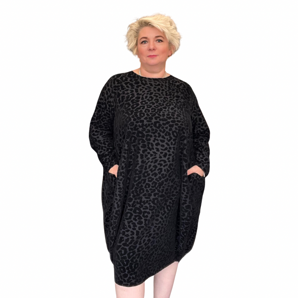 ROCKTHOSECURVES BLACK  FLEECE / JUMPER DRESS WITH POCKETS AND FLOCK PATTERN