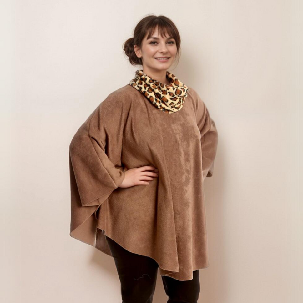 FLEECE POLO NECK OVERSIZED PONCHO / JUMPERBROWN / ONE SIZE