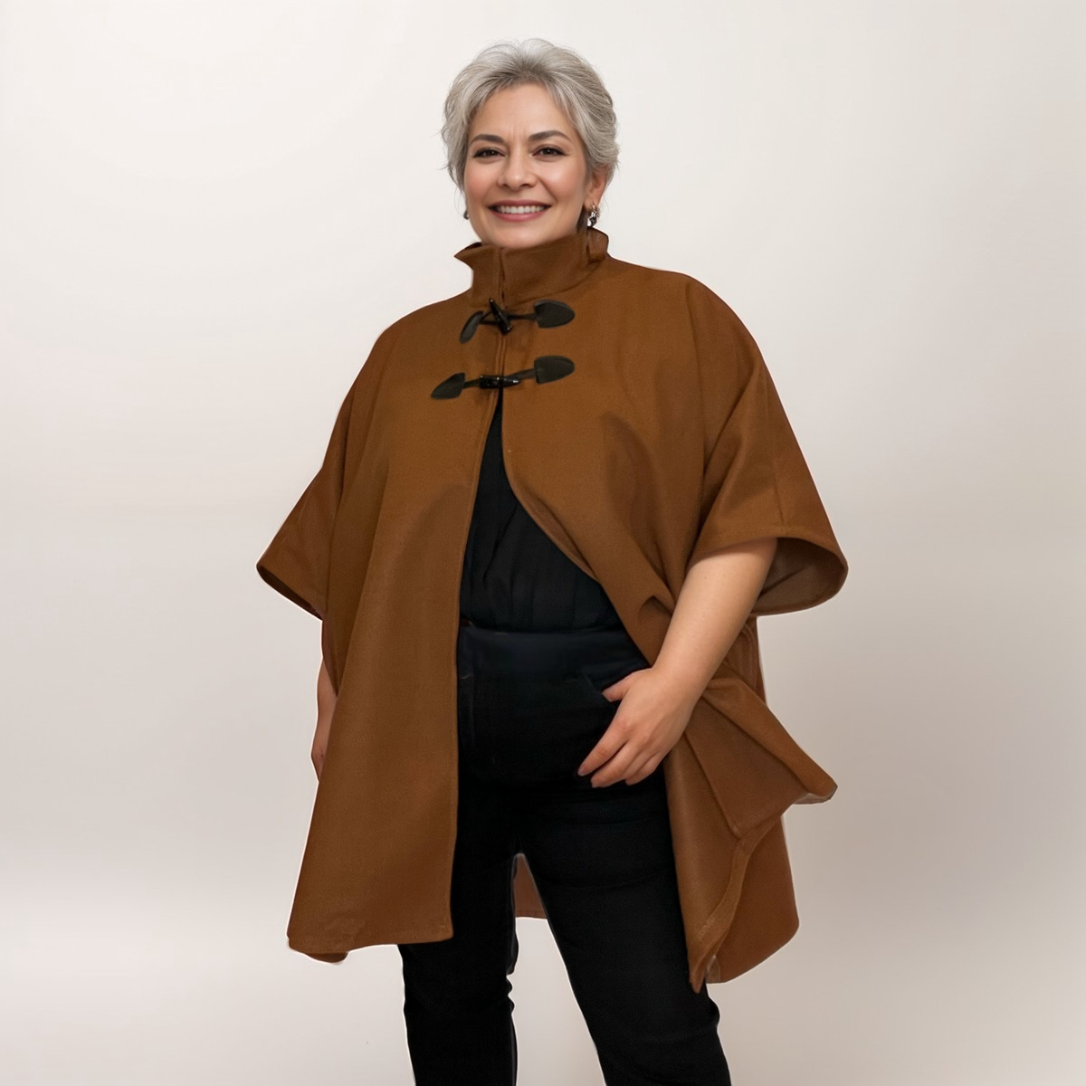 ROCKTHOSECURVES FLEECE OVERSIZED PONCHO / CAPE WITH TOGGLE FASTENING