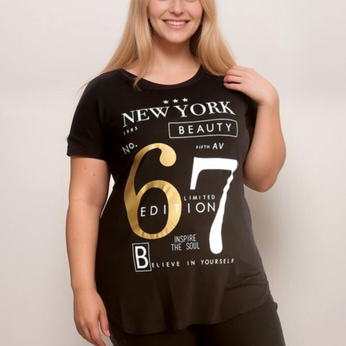 ROCKTHOSECURVES NEW YORK 67 DIPPED HEM LONG T-SHIRT