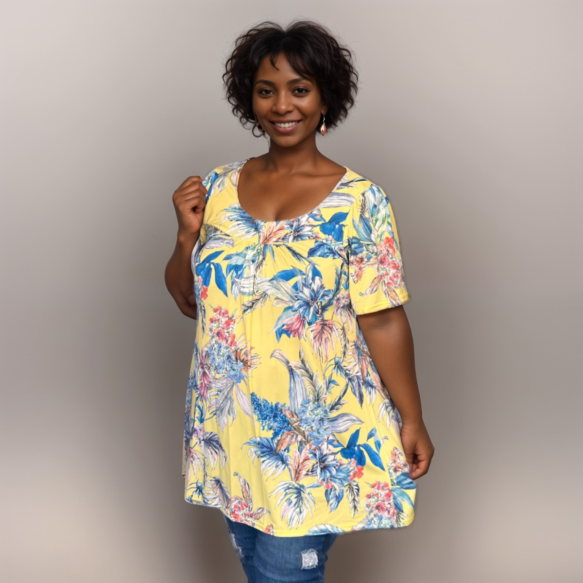 ROCKTHOSECURVES YELLOW FLORAL SHORT SLEEVE FITTING SMOCK TOP