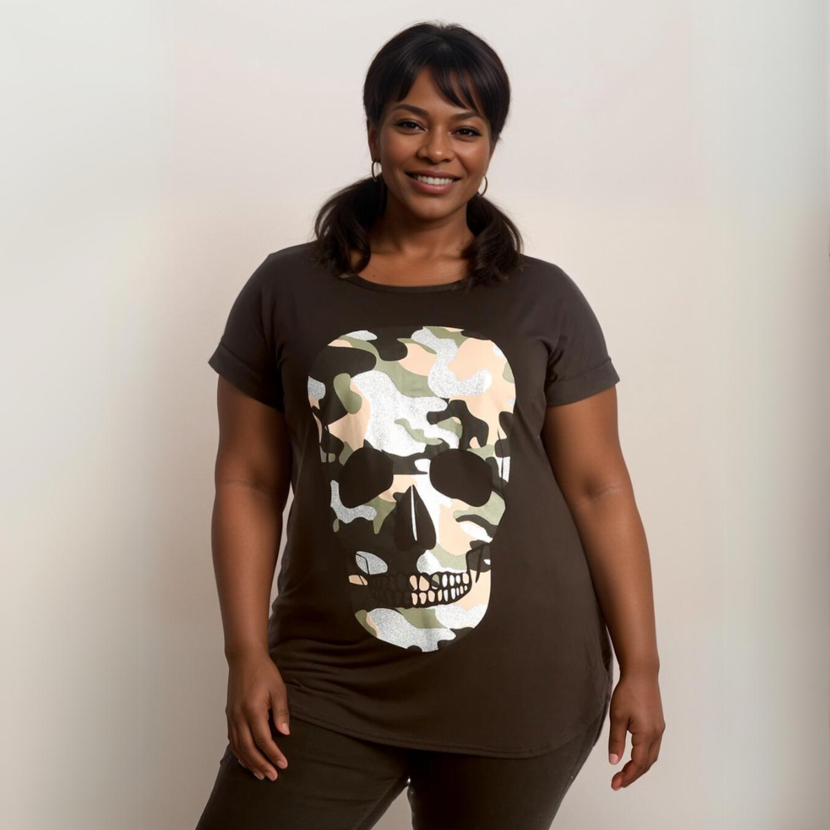 DIPPED HEM SHORT SLEEVE GLITTER SKULL T-SHIRT