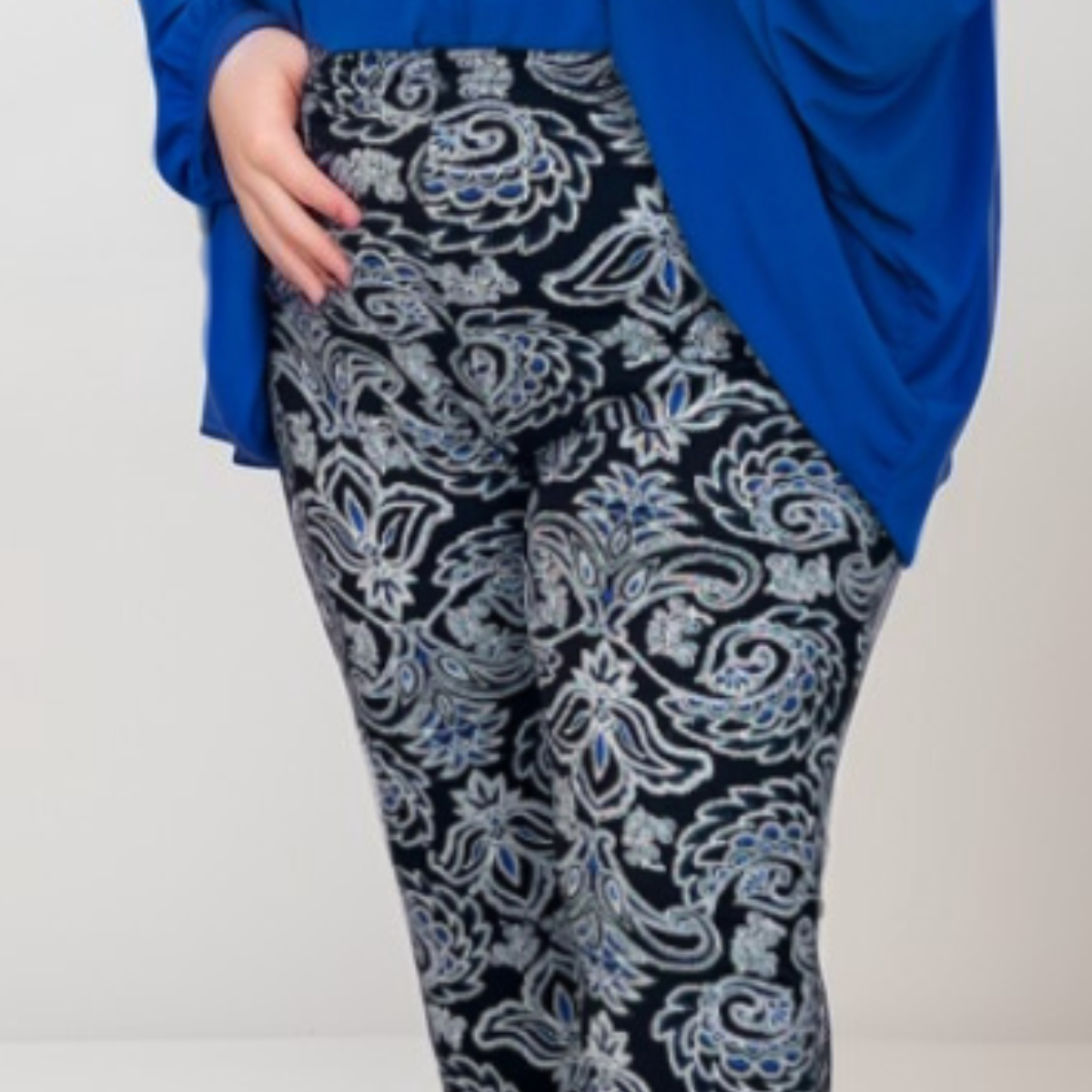 ROCKTHOSECURVES BLACK BLUE PAISLEY HIGH RISE STRETCHY LEGGINGS