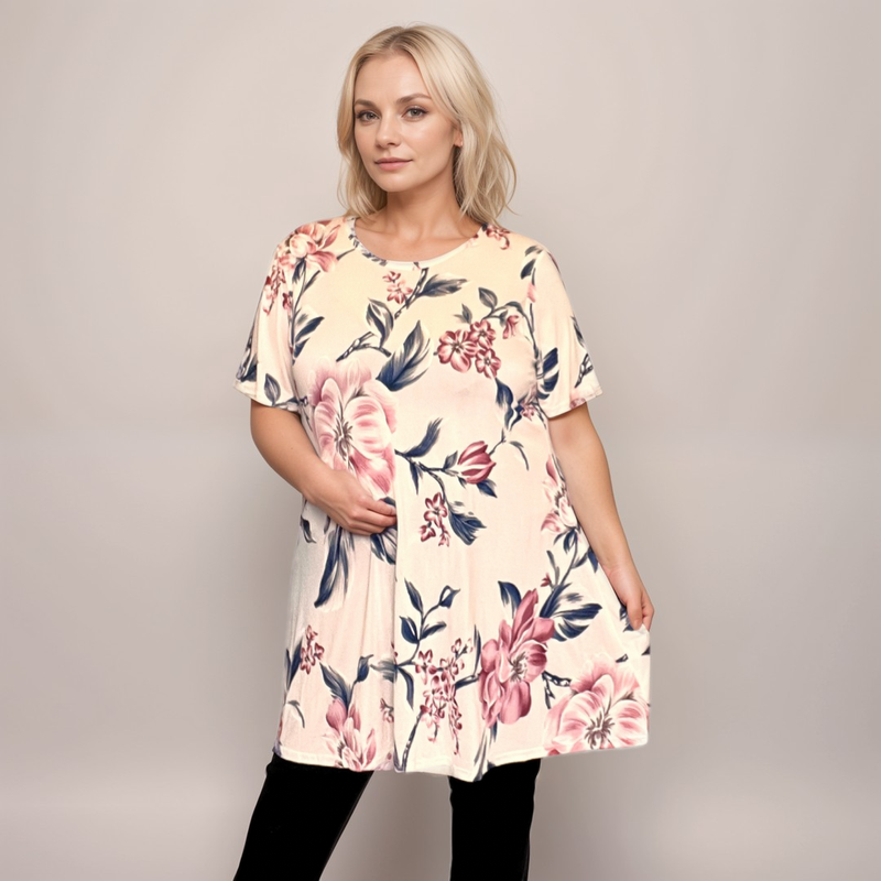 ROCKTHOSECURVES CREAM FLORAL SHORT SLEEVE SWING TOP