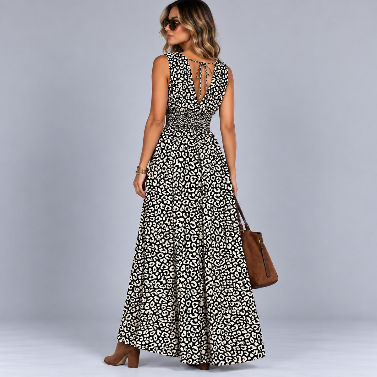 Black White Sleeveless V Neck maxi Dress with side Pockets