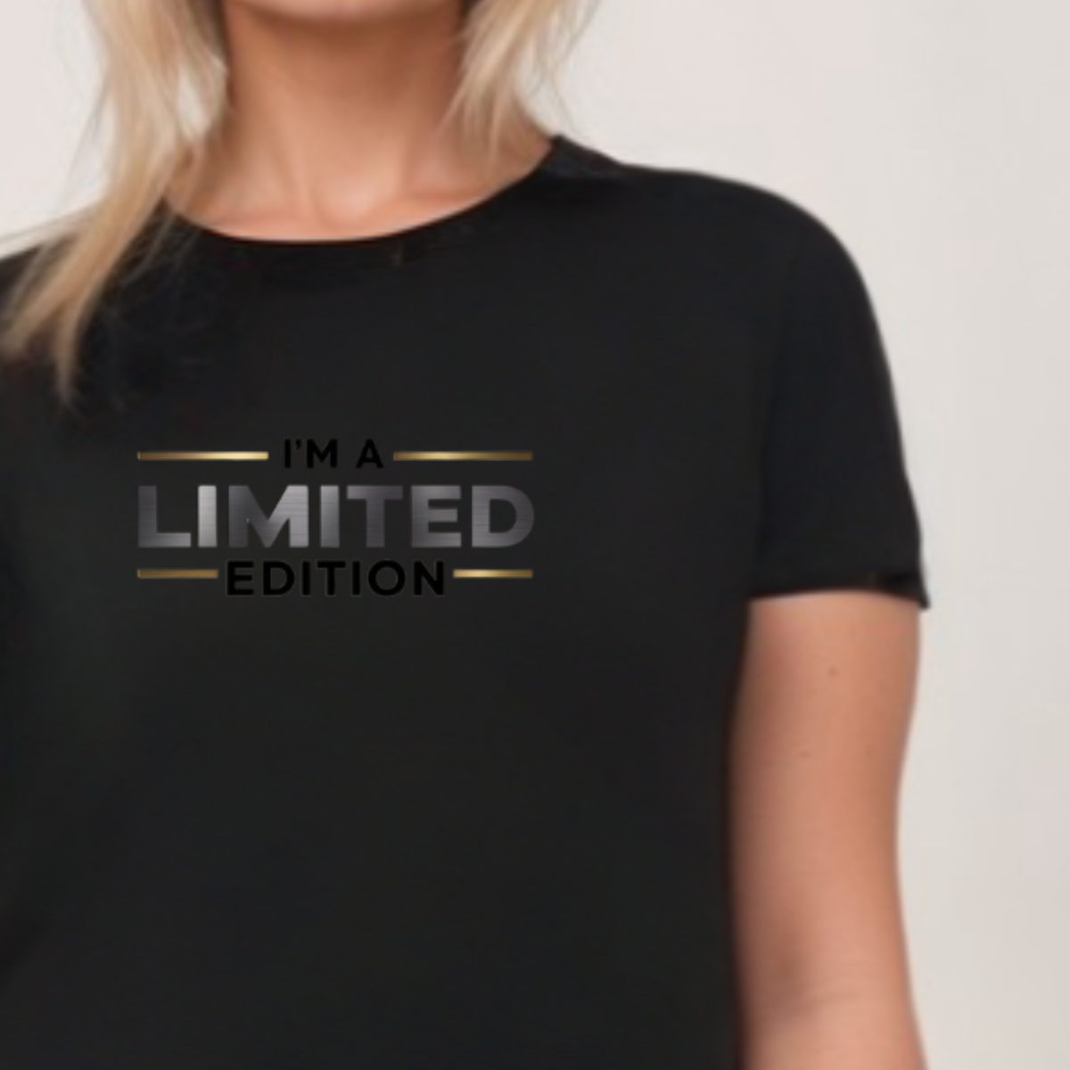 I'M A LIMITED EDITION ROUND NECK T-SHIRT