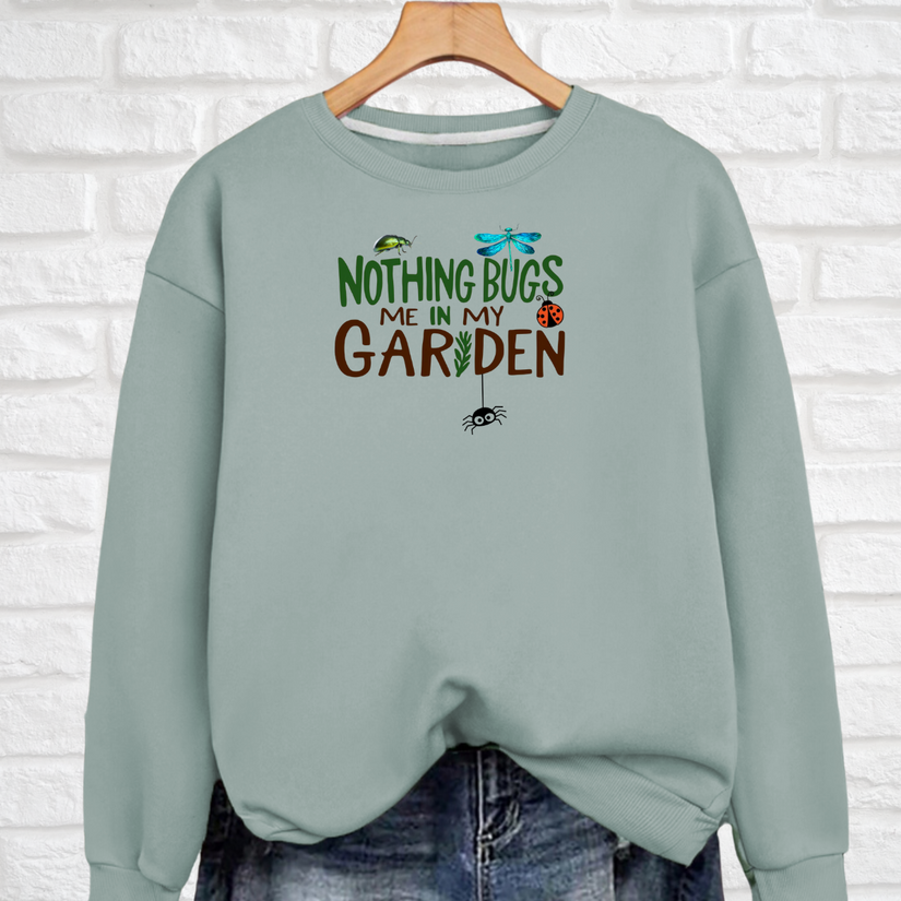 Cotton Sweatshirt with “Nothing Bugs Me in My Garden” Logo Plus-Size