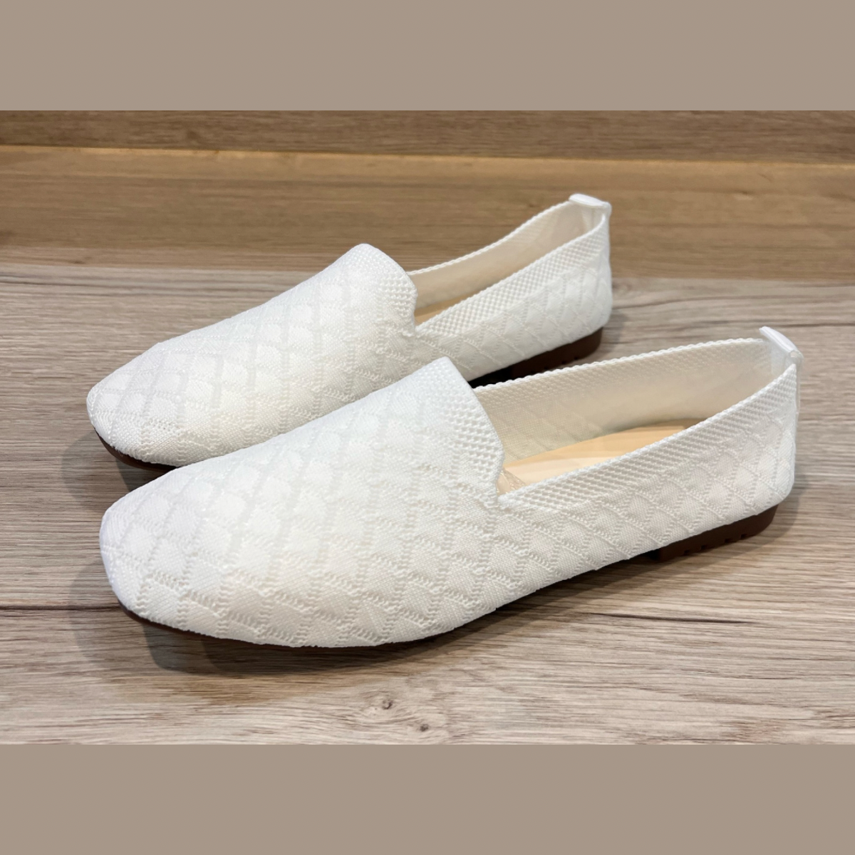 White Fabric  SQUARE TOE Flat Slip on shoes / Pumps